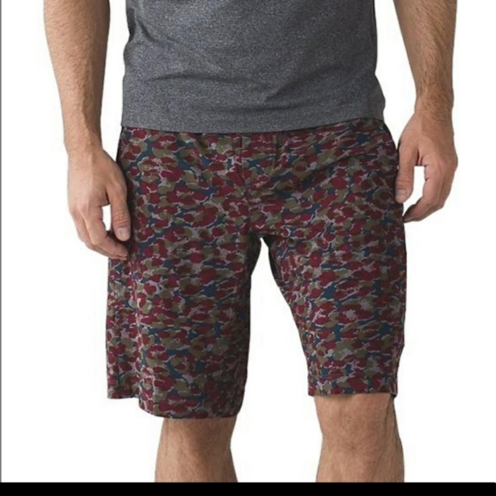 Lululemon core linerless shorts